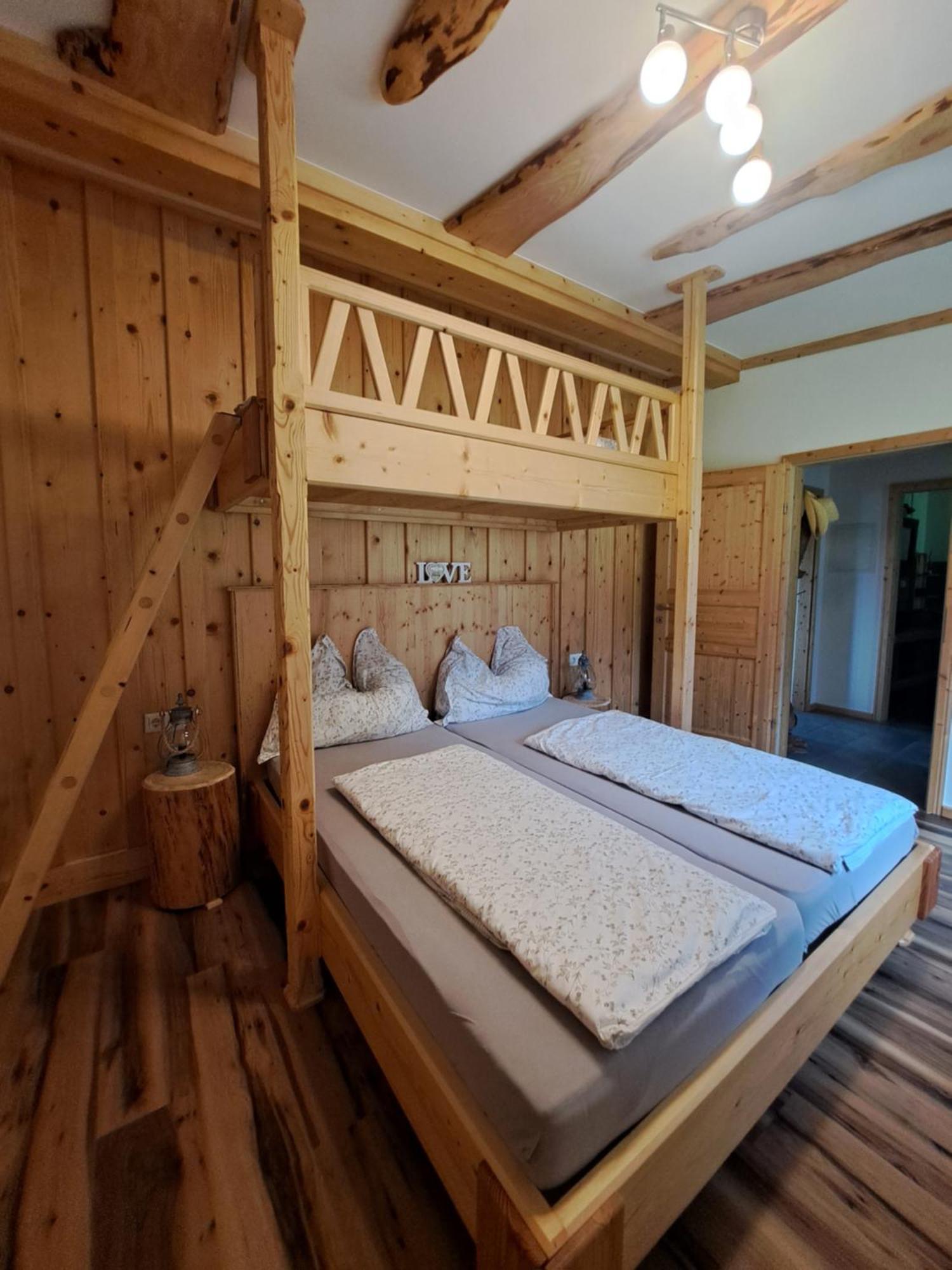 Erlebnisbauernhof Gutschi Ranch Kamp Стая снимка